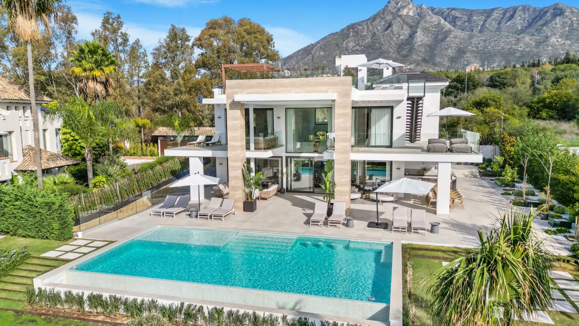 Stunning Contemporary Villa in Lomas del Marques – Marbella's Golden Mile